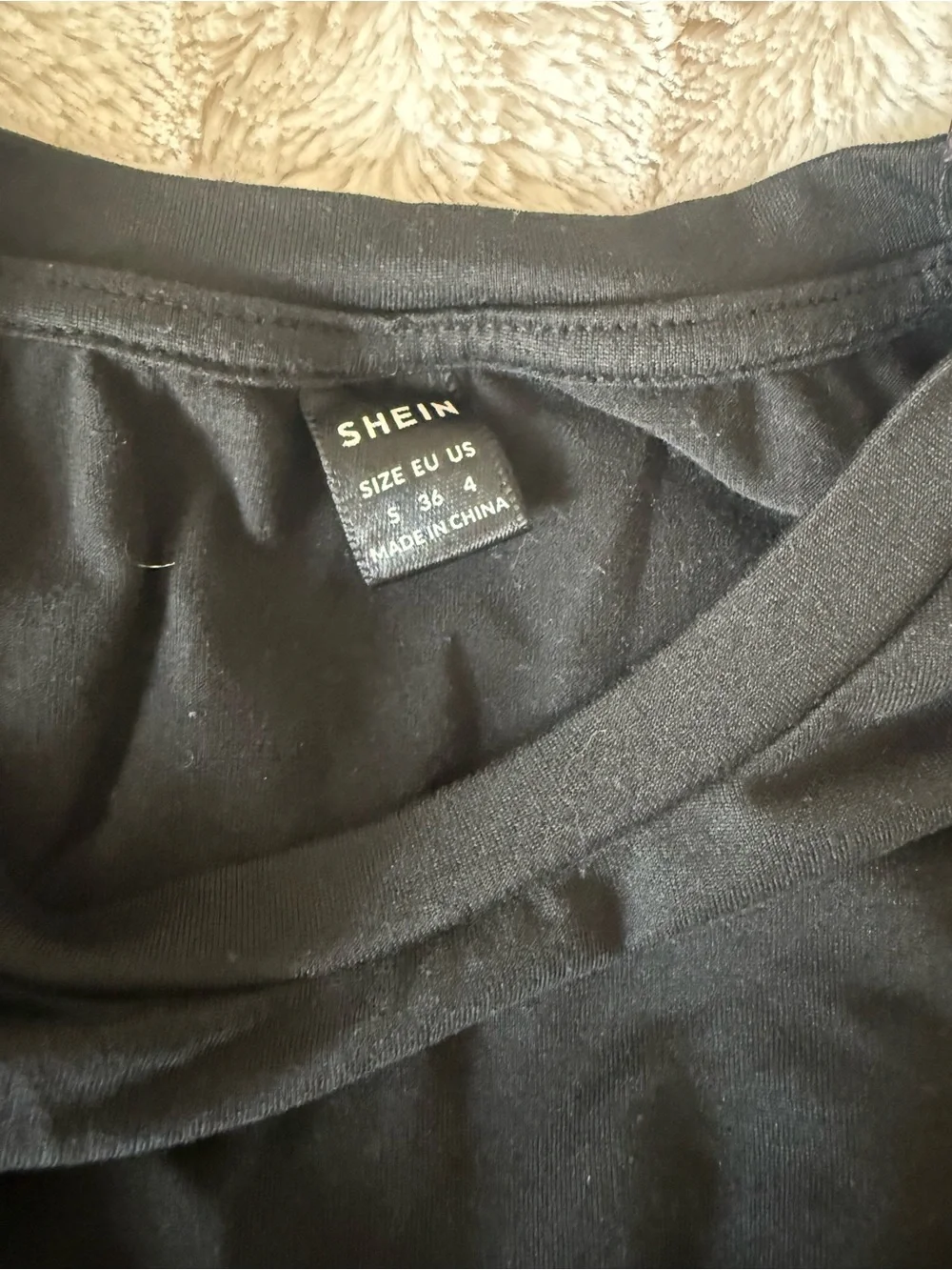 Black Cropped Long-Sleeve Crew Neck Top